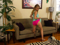 Teen beauty Hannah Hays has her pussy pounded on the living room floor