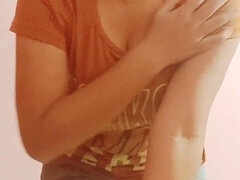 ビキニ, インド人, オナニー, オーガズム, オマンコ, ソフトコア, 長身, スカートのぞき