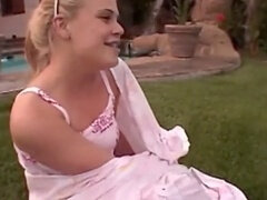 素人, ブロンド, 指いじり, オナニー, アウトドア, 小柄, オマンコ, オッパイの