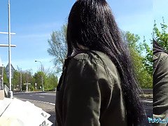 Amateur, Americano, Tetas grandes, Tetona, Orgasmo, Público, Realidad, Gritar