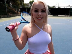 Culo grande, Tetas grandes, Rubia, Mamada, Polla, Estilo perrito, Pov, Tatuaje