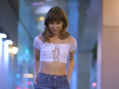 Gros seins, Sucer une bite, Brunette brune, En levrette, Mature, Petite femme, Pov, Adolescente