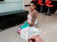 フェラチオ, 茶髪の, ラティーナ, メイド, 淫乱熟女, 自然山雀, ストリッピング, タトゥー