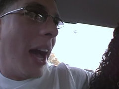 Enthousiasteling, Pijpbeurt, Bruinharig, Sperma shot, Sperma in gezicht, Handbeurt, Hardcore, Kut duiken