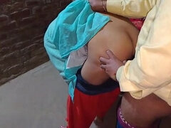 69 negenenzestig, Enthousiasteling, Achter de coulissen, Broeder, Japaans, Ruw, Spuiten, Stiefmoeder