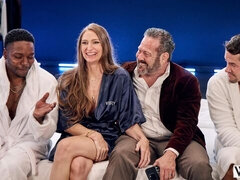 Grote kont, Grote lul, Grote mammen, Pijpbeurt, Sperma shot, Hondjeshouding, Groepseks, Interraciaal