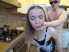 Spermaladung, Brille, Küche, Hausmädchen, Zierlich, Sklave, Strümpfe