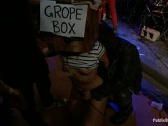 Anaal, Bondage discipline sadomasochisme, Gebondenheid, Dominatie, Feest, Openbaar, Ruw, Bekijker