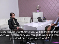 Брюнетки, Дилдо, Женщины, Лизание, Мастурбация, Натуральные сиськи, В офисе, Сиськи