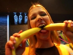 Aangekleed, Pop, Hardcore, Zoenen, Orgie, Kut duiken, Roodharige vrouw, Swinger