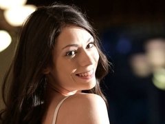 Черные, Брюнетки, Большие дырки, Мастурбация, Киски, Бритые, Молоденькие, Сиськи