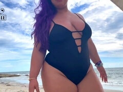 Belle grosse femme bgf, Fille latino, De plein air, Public, Nénés