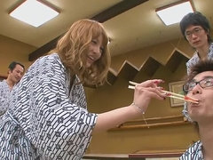 素人, アジア人, デカパイ, ブロンド, 中出し, グループ, 日本人, ヤリマン