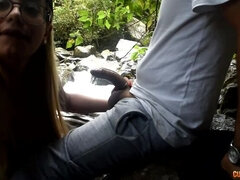 Blonde, En levrette, Européenne, Lunettes, De plein air, Chevaucher, Espagnole, Nénés