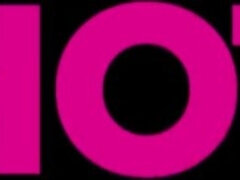 Enthousiasteling, Grote mammen, Pijpbeurt, Sperma shot, Diep in de keel, Handbeurt, Moeder die ik wil neuken, Tieten likken