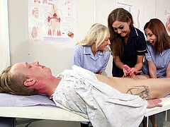 Blasen, Britisch, Cfnm, Spermaladung, Arzt, Weibliche domination, Handjob, Ablutschen