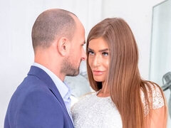 Спальня, Большой член, Минет, Брюнетки, Милф, Кричащие, Молоденькие, Сиськи