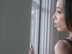 18 ans, Noir ébène, Hard, Lesbienne, Nylon, Orgasme, Rasée, Jarretelles