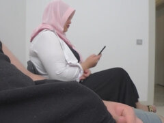 Amateur, Grosse bite, Sucer une bite, Attrapée, Rondelette, En levrette, Hard, Public