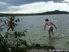 ビーチ, ブロンド, フェラチオ, イマラチオ, お婆さん, 熟年, 母, 義母