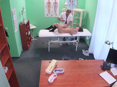 Amateur, Clito, Médecin, Faciale, Muscle, Culottes ou slips, Se déshabiller, Voyeur