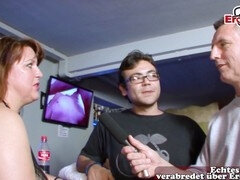 В клубе, Парочка, Немки