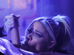 アスtoマウス, デカパイ, ブロンド, バック, 顔射, 指いじり, なめる, タトゥー