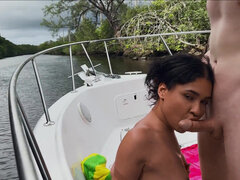 Américain, Nana, Bikini, Couple, Tir de sperme, Faciale, Seins naturels, Rasée