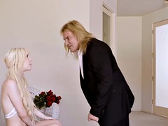 Blondine, Braut, Geschnappt, Betrug, Süss, Papi, Rasiert, Jungendliche (18+)
