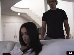 18 ans, Gros cul, Sucer une bite, Brunette brune, Fille, Hard, Hd, Adolescente