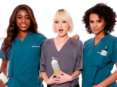 Fingern, Interrassisch, Küssen, Lesbisch, Lecken, Masturbation, Muschi, Entkleiden