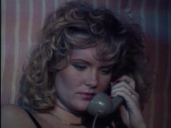 Blondine, Braunhaarige, Betrug, Aufs gesicht abspritzen, Handjob, Italienisch, Lesbisch, Vintage