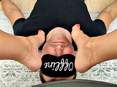 Sexy facial massage with her sexy feet