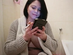 Amateur, Femme couguar, Énorme, Mère que j'aimerais baiser, Naturelle, Fumer, Nénés, Épouse