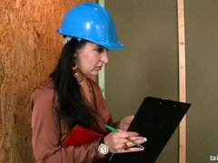 Семяизвержение, Дилдо, Дыра в стене, Мастурбация, Чулки, Сосущие, Сиськи, Влажная