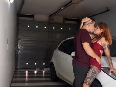 Большие сиськи, Минет, Брюнетки, Семяизвержение, Собачьи, Латиноамериканки, Натуральные сиськи, Тату