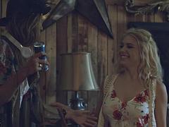 Nana, Gros seins, Sucer une bite, Brunette brune, Mature, Mère que j'aimerais baiser, Adolescente, Nénés