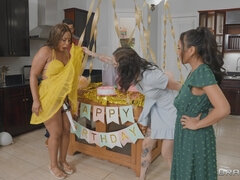 アナル, お尻, 美女, フェラチオ, チン, 黒人, ハードコア, おもらし