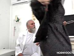 Sucer une bite, Exam, Gyneco, Hd, Mère que j'aimerais baiser