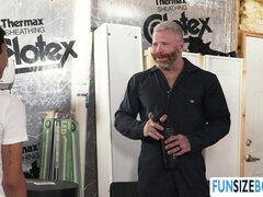 Twink client gets barebacked by plumber