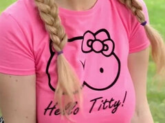 Grosse titten, Britisch, Vollbusig, Hd, Lesbisch, Natürlichen titten, Im freien, Ablutschen