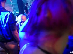 Lieveling, Gek, Flashing, Handbeurt, Hardcore, Feest, Openbaar, Tieten likken