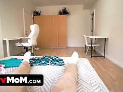 Gorgeous Stepmom Wants To Get Pregnant And Seduces Stepson