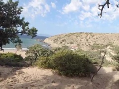 Tussi, Grosser arsch, Blasen, Kehlenfick, Hundestellung, Latina, Im freien, Öffentlich