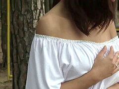 Tetona, Masturbación, Al aire libre, Sexo soft, Solo, Adolescente