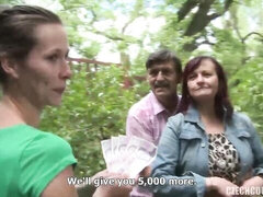 Gros cul, Gros seins, Sucer une bite, Poilue, De plein air, Pov, Rousse roux, Plan cul à trois