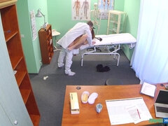 Amateur, Culo, Examen, Lamidas, Oficina, Al aire libre, Uniforme, Voyeur