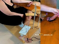 Grosse bite, Bondage, Tir de sperme, Domination, Pieds, Femme dominatrice, Branlette thaïlandaise, Maîtresse