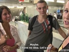 Leie, Grosse titten, Blasen, Paar, Verrückt, Hd, Im freien, Rock