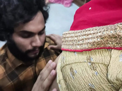 Азиатки, Парочка, Подружка, Хд, Индианки, Поцелуи, Лизание, Под юбкой